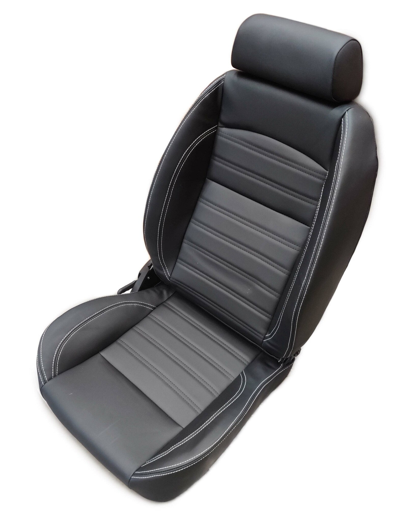 8211041000020-main JBR 9006 sporttipenkkipari, musta keinonahka – 2 kpl